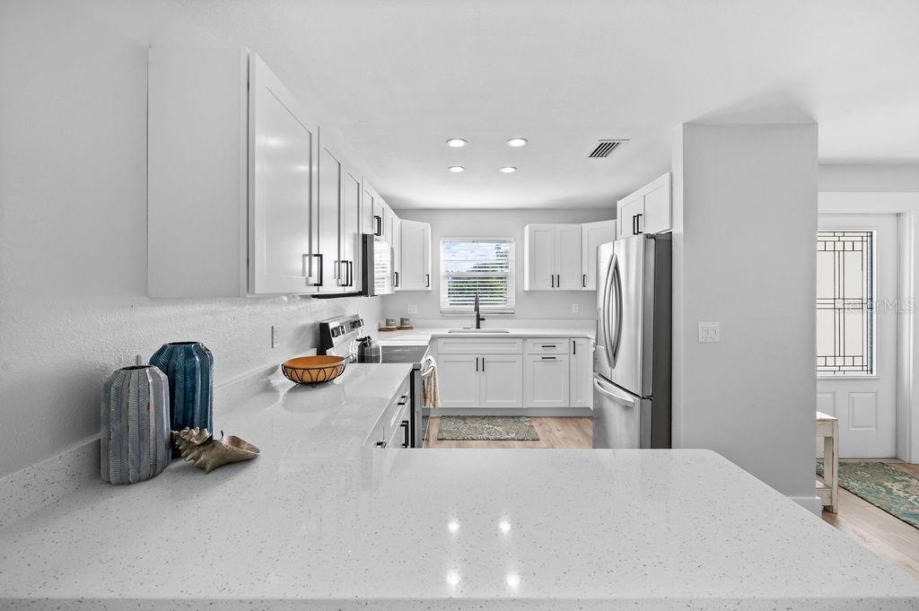 785 Jacaranda Road Anna Maria, FL 34216 - Photo 12 of 50 Gallery Image 12