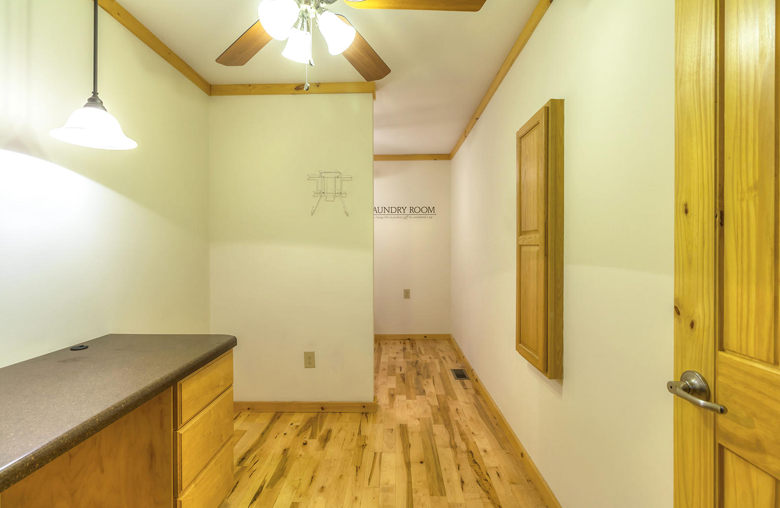 2074 Centerpoint Road Decatur, TN 37322 - Photo 28 of 40 Sewing/Hobby Room