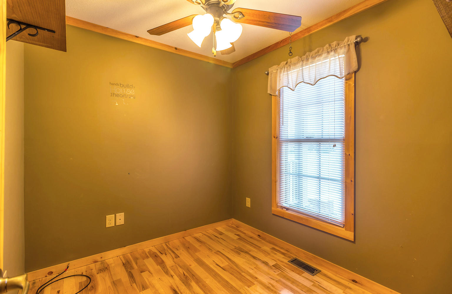 2074 Centerpoint Road Decatur, TN 37322 - Photo 36 of 40 Office