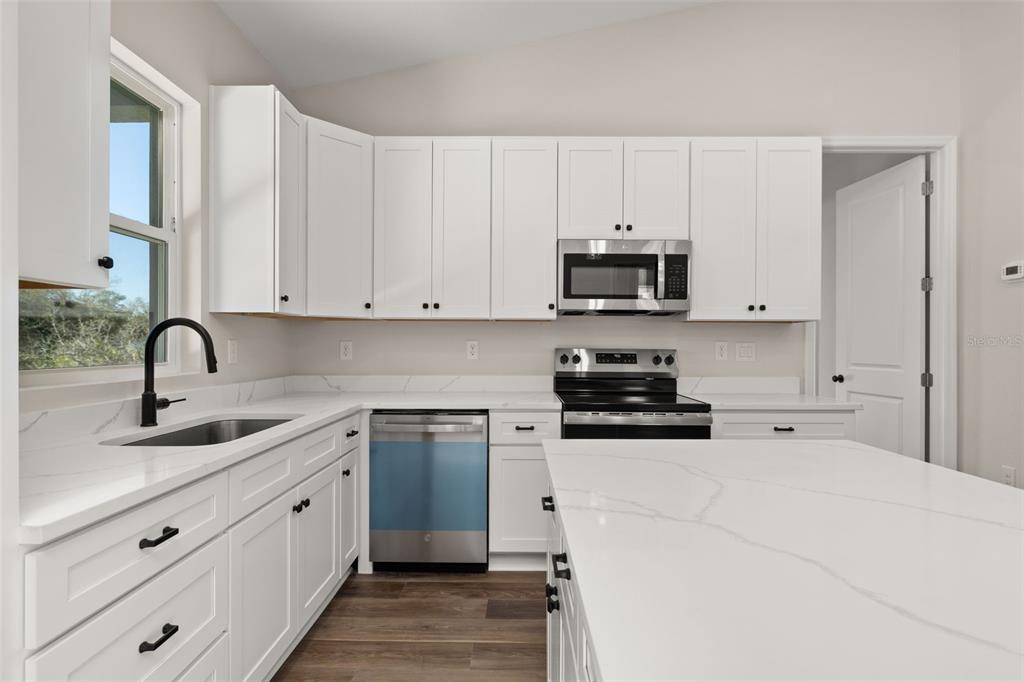 3021 Kenosha Road Avon Park, FL 33825 - Photo 18 of 47