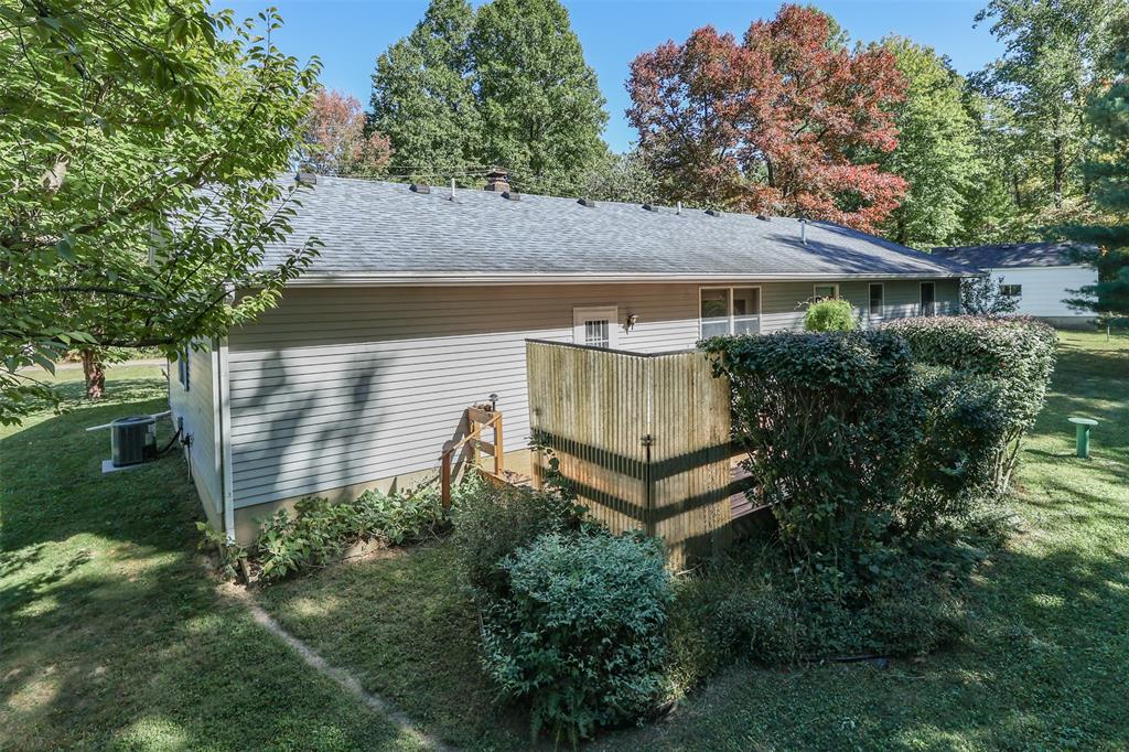 7682 Center Lake Road Nineveh, IN 46164 - Photo 30 of 36 Gallery Image 30