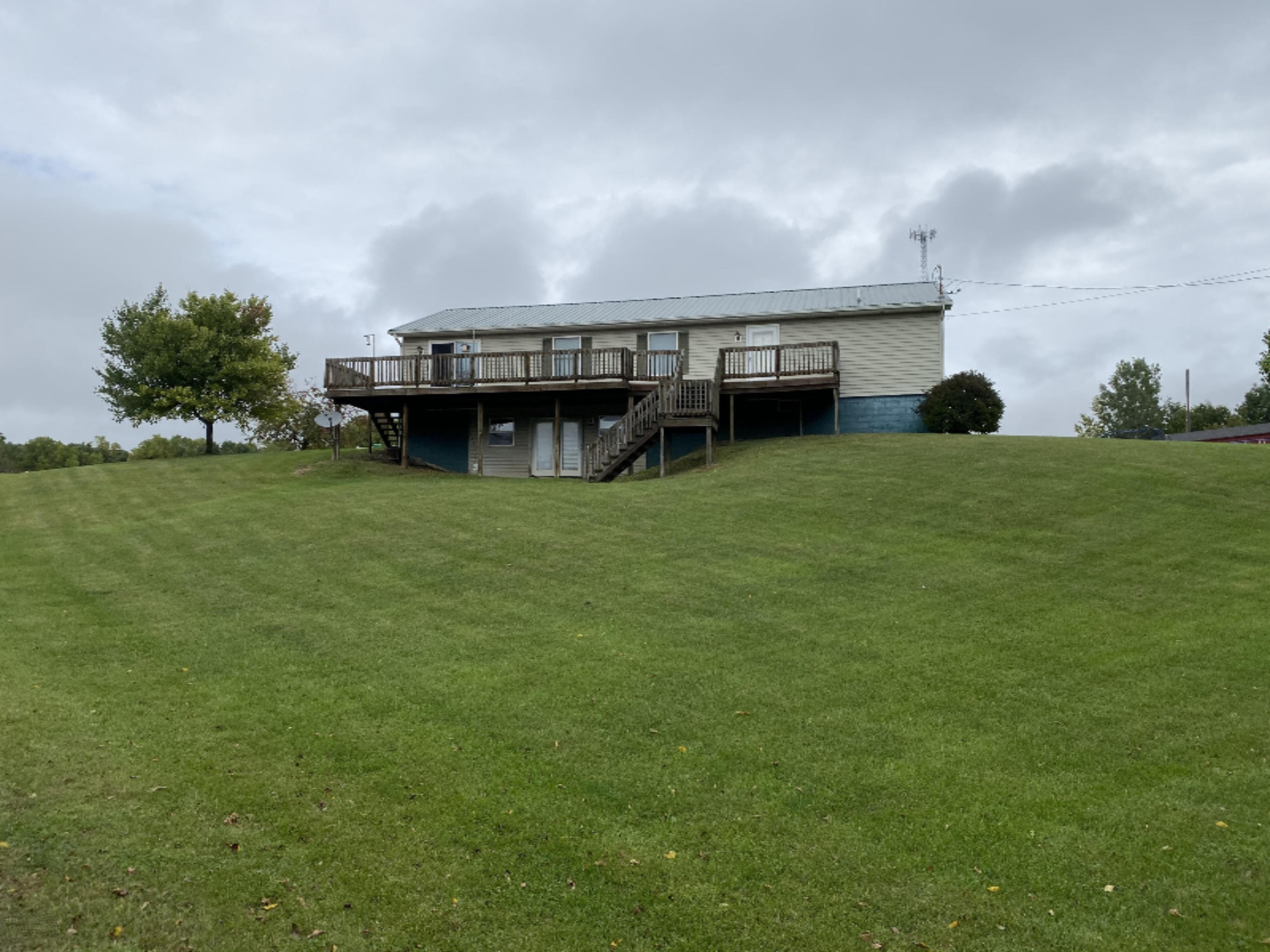 8580 East Reading Road East Pittsford, MI 49271 - Photo 3 of 38 A37