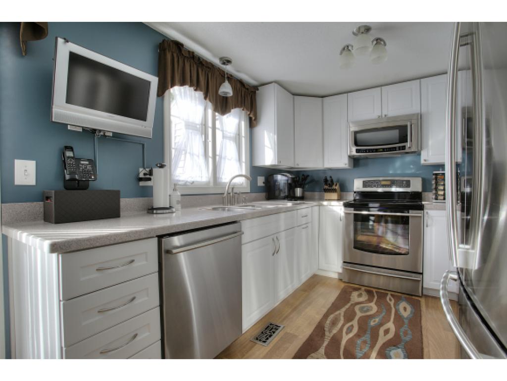 12 Perley Road, Unit 14 Derry, NH 03038 - Photo 1 of 27
