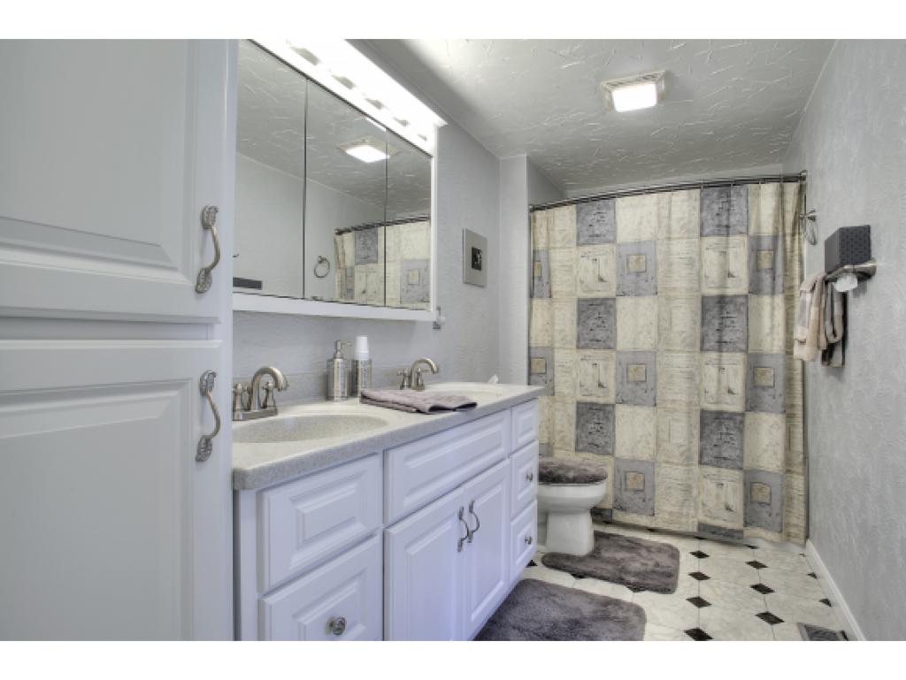 12 Perley Road, Unit 14 Derry, NH 03038 - Photo 16 of 27