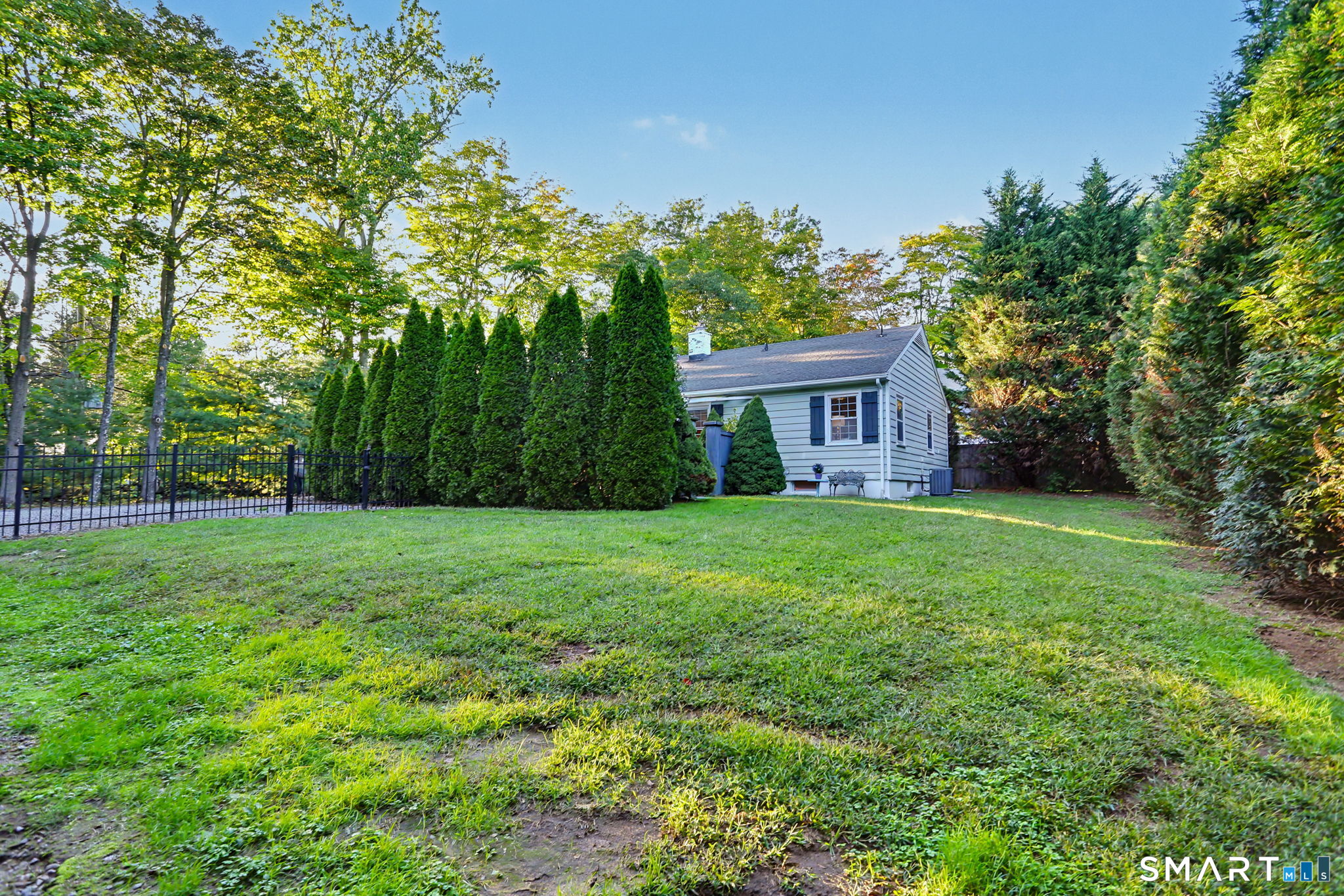 360 Pansy Road Fairfield, CT 06825 - Photo 38 of 40 Gallery Image 38