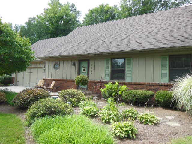 9227 Summerfield Road Temperance, MI 48182 - Photo 2 of 20 20366513-1.JPG