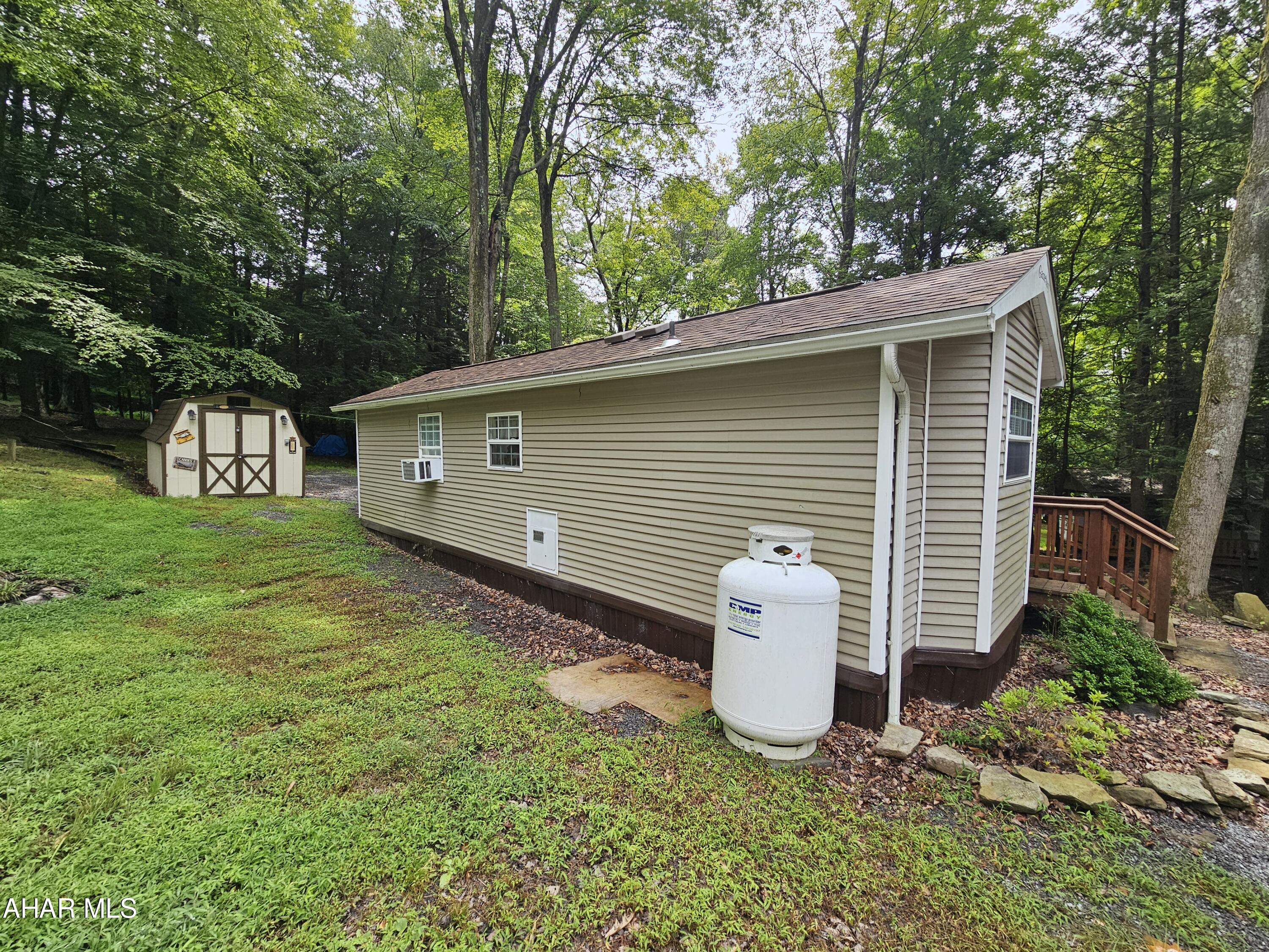 120-122 Butternut Circle Flinton, PA 16640 - Photo 3 of 19