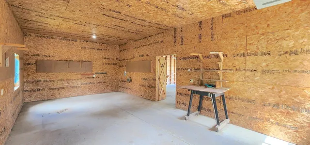 $209,000 | 260 Fort Fairfield Road, Presque Isle, ME 04769