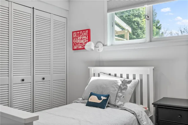 $3,800 | 38 Seaview Avenue, South Kingstown, RI 02879