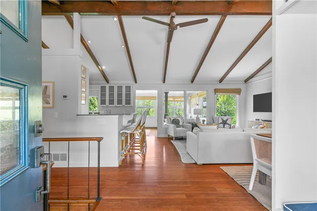 $3,800 | 38 Seaview Avenue, South Kingstown, RI 02879