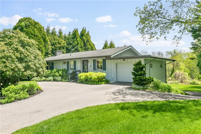 $3,800 | 38 Seaview Avenue, South Kingstown, RI 02879