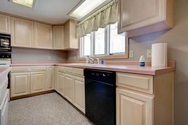 $579,900 | N3143 River Bend Drive, Peshtigo, WI 54157