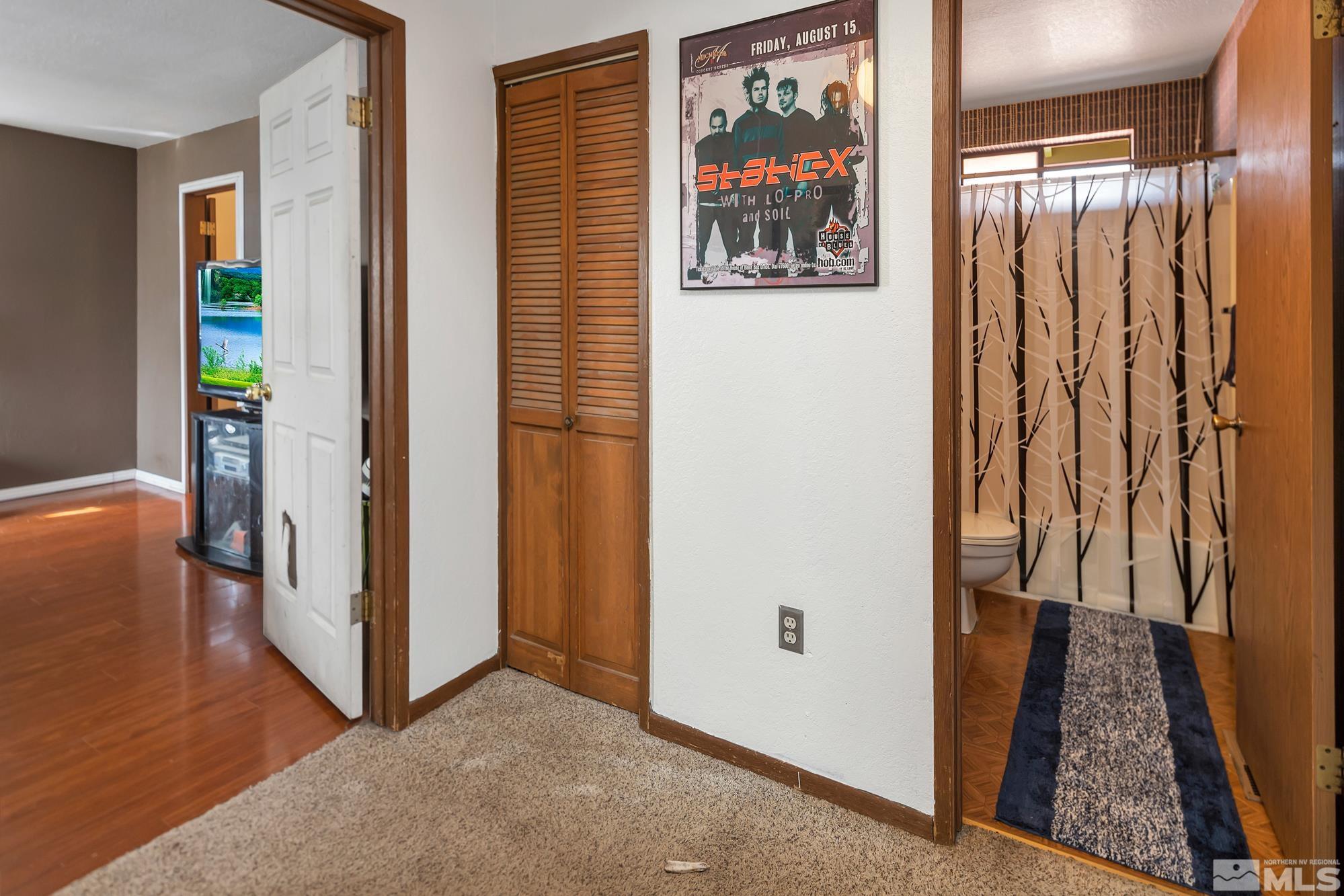 3435 Bowie Road Reno, NV 89503 - Photo 18 of 22 a view of a hallway with interior of the house