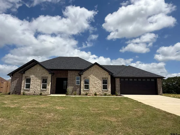 $415,000 | 636 Prince Lane, Tyler, TX 75704