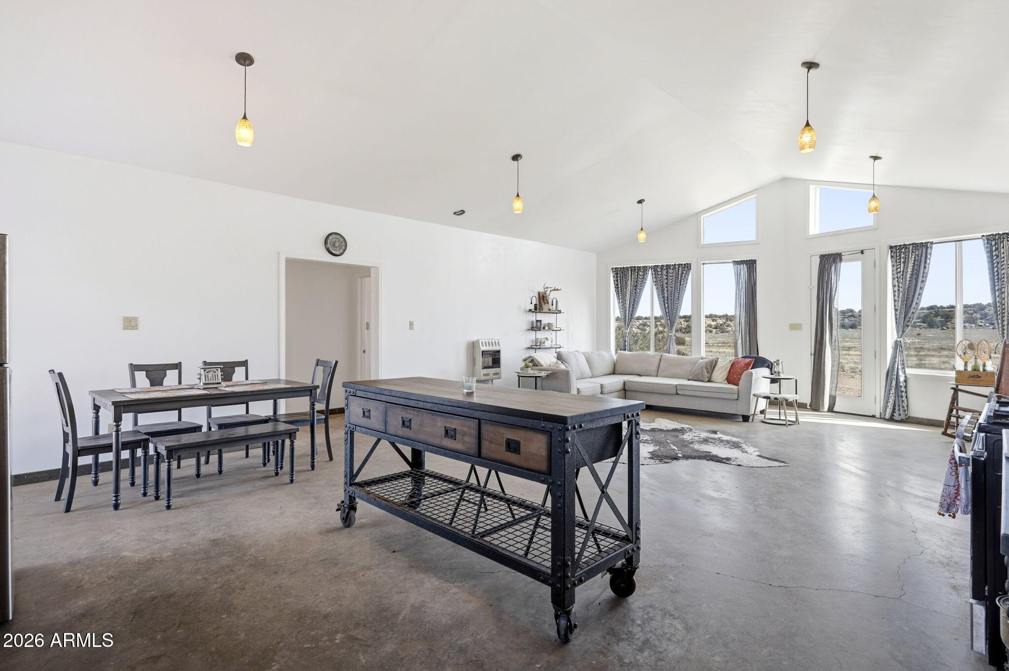 77 N8543 Concho, AZ 85924 - Photo 8 of 44 a view of a dining room with furniture