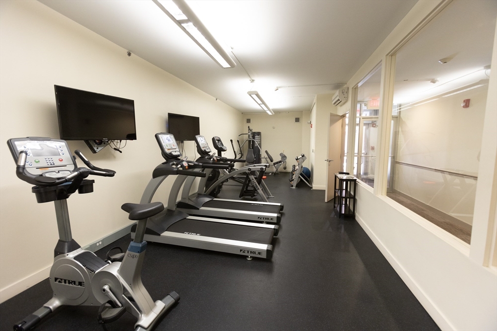 57 Cooper Street, Unit 1 Boston, MA 02113 - Photo 8 of 10