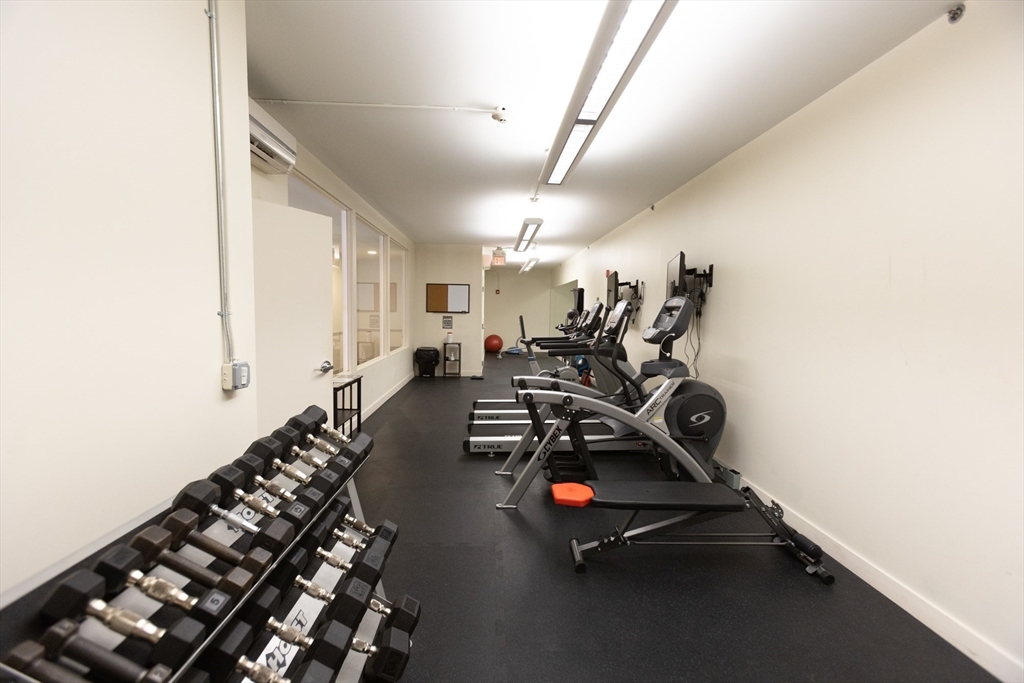 57 Cooper Street, Unit 1 Boston, MA 02113 - Photo 9 of 10