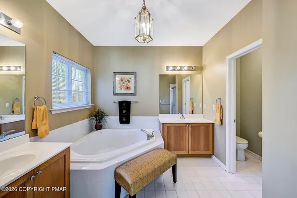 $549,000 | 207 Hermit Thrush Road, Long Pond, PA 18334