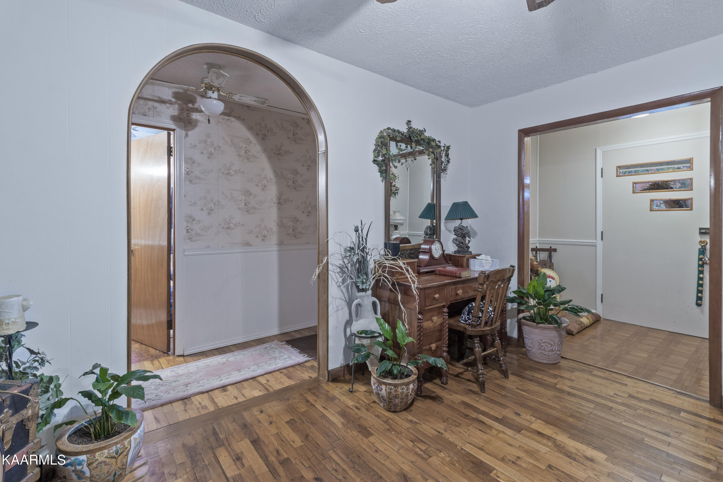 413 Hugh Jones Road Sunbright, TN 37872 - Photo 5 of 55 413 Hugh Jones Rd-5