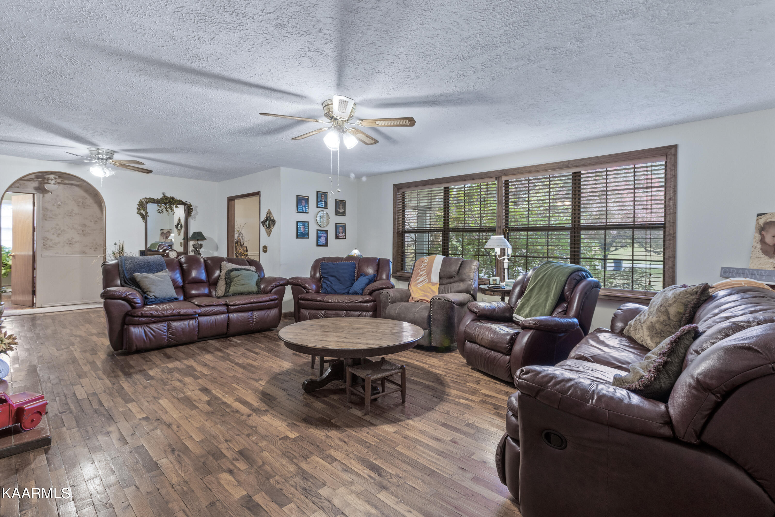 413 Hugh Jones Road Sunbright, TN 37872 - Photo 7 of 55 413 Hugh Jones Rd-7