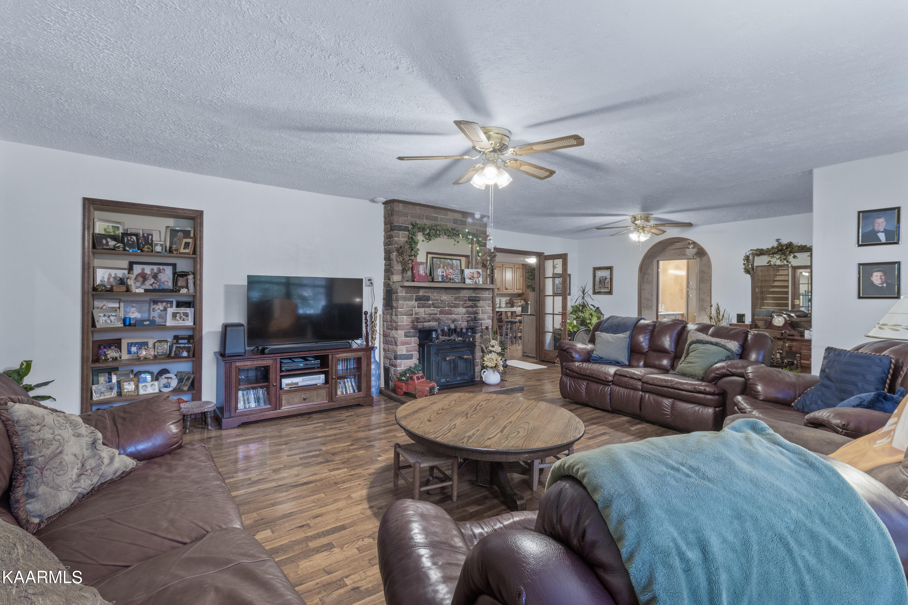 413 Hugh Jones Road Sunbright, TN 37872 - Photo 8 of 55 413 Hugh Jones Rd-8
