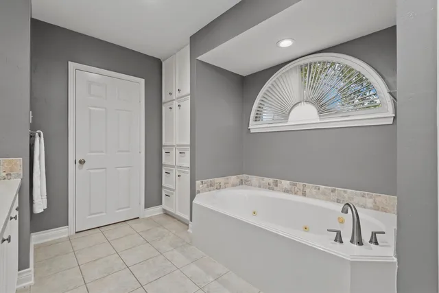 $3,000 | 14231 Championship Lane, Houston, TX 77069