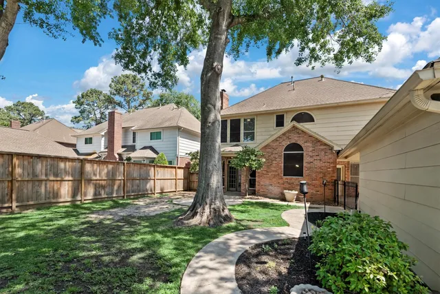 $3,000 | 14231 Championship Lane, Houston, TX 77069