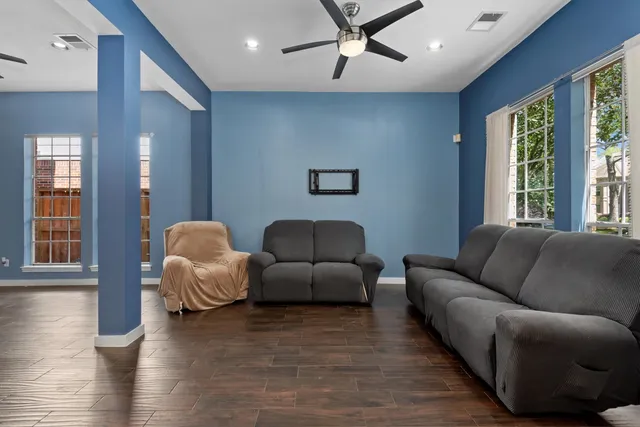 $3,000 | 14231 Championship Lane, Houston, TX 77069