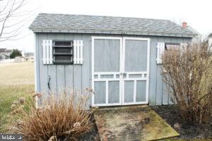 105 Hibiscus Court Lititz, PA 17543 - Photo 13 of 37