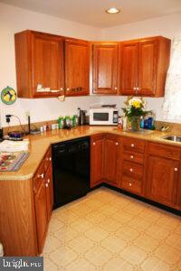 105 Hibiscus Court Lititz, PA 17543 - Photo 27 of 37