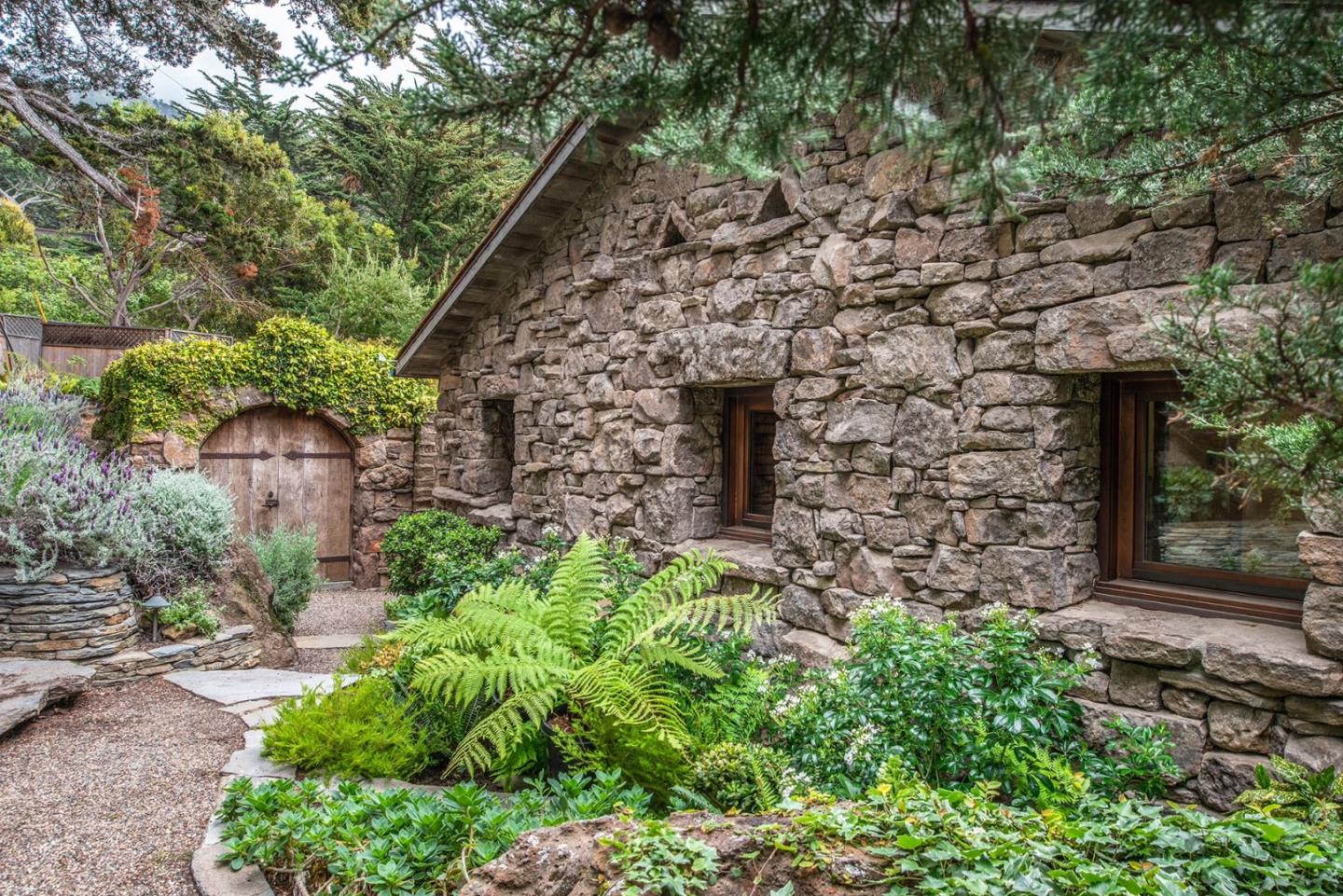 163.5 Spindrift Road Carmel, CA 93923 - Photo 21 of 28 Gallery Image 21