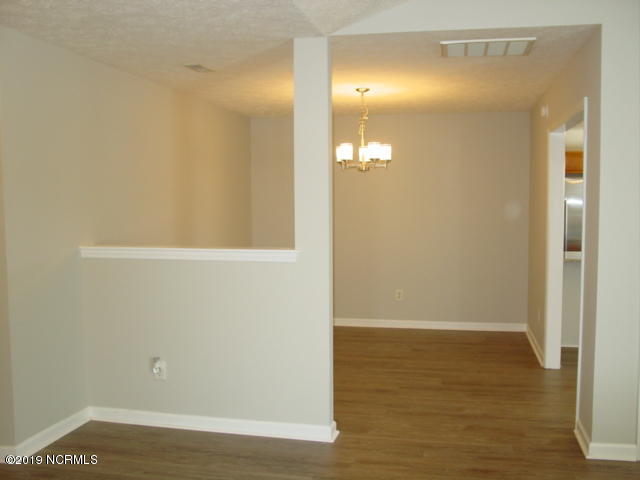 2816 White Road Wilmington, NC 28411 - Photo 14 of 24 Dining Room