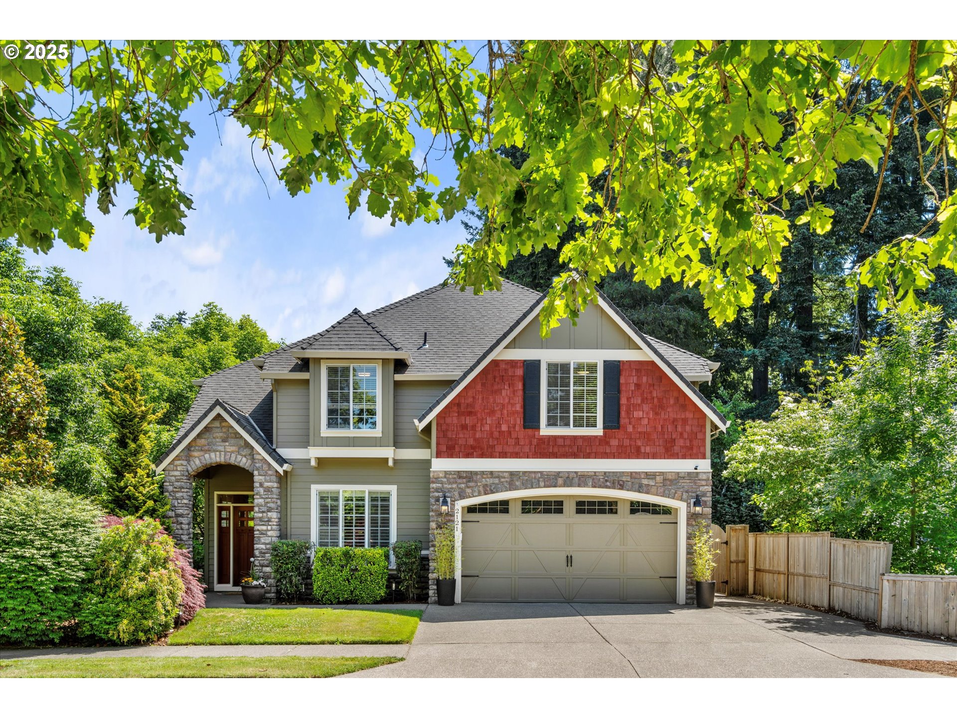 2121 Ostman Road West Linn, OR 97068 - Photo 1 of 29 Gallery Image 1