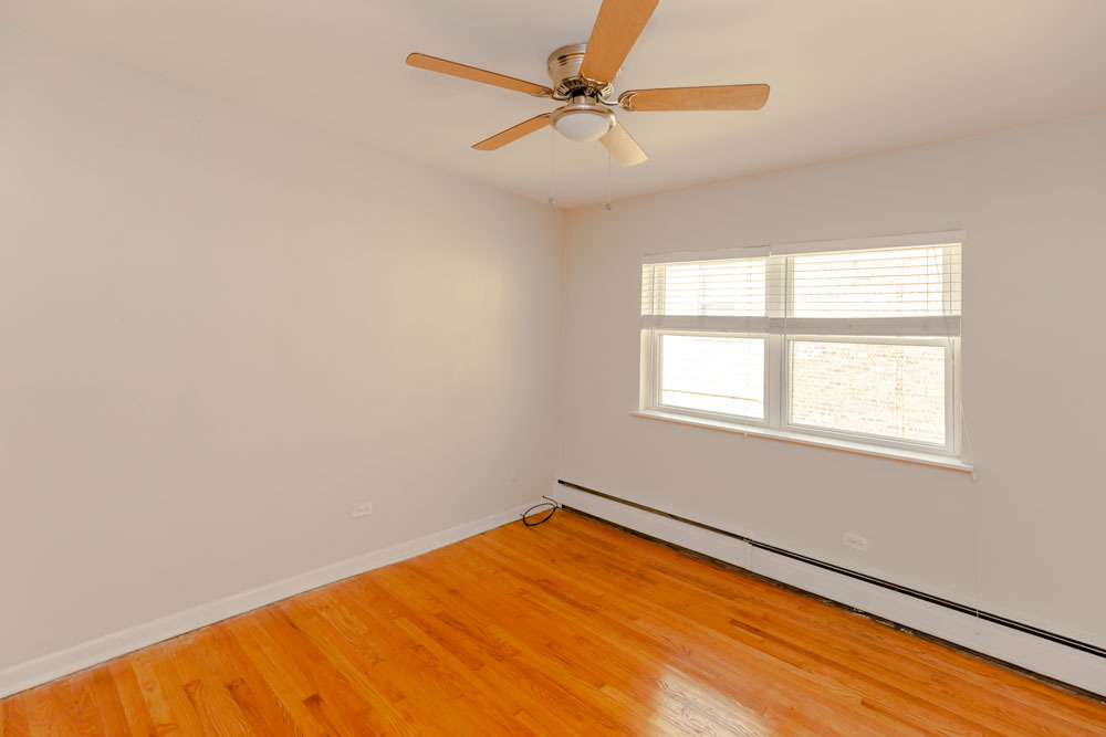 4816 North Springfield Avenue, Unit 8 Chicago, IL 60625 - Photo 3 of 6