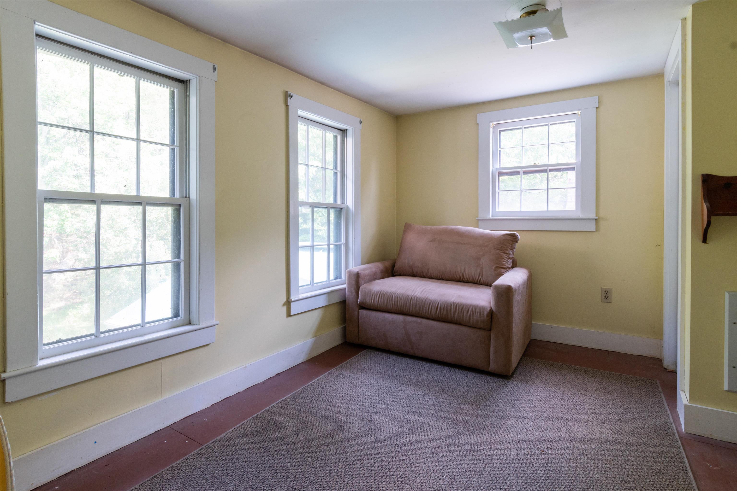 534 Mountain Road Goffstown, NH 03045 - Photo 12 of 39