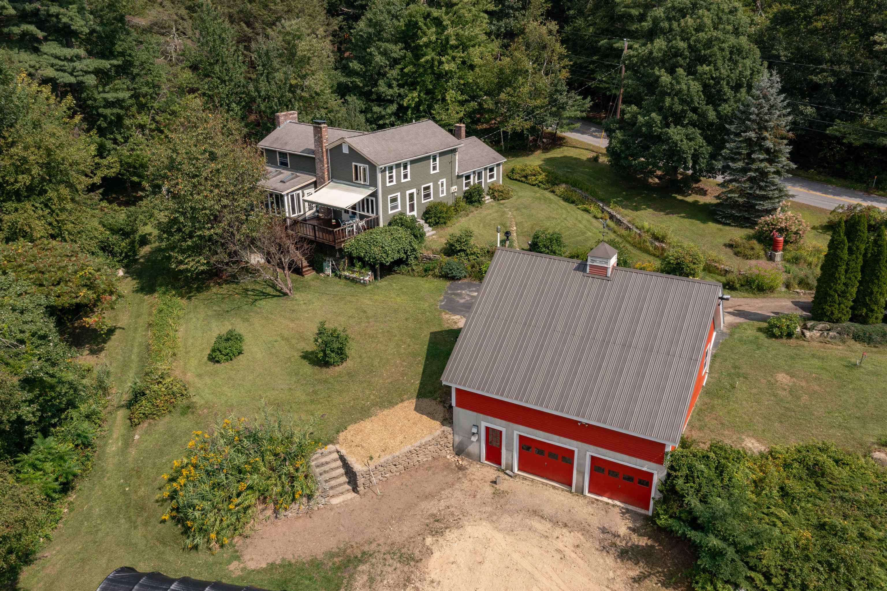 534 Mountain Road Goffstown, NH 03045 - Photo 2 of 39