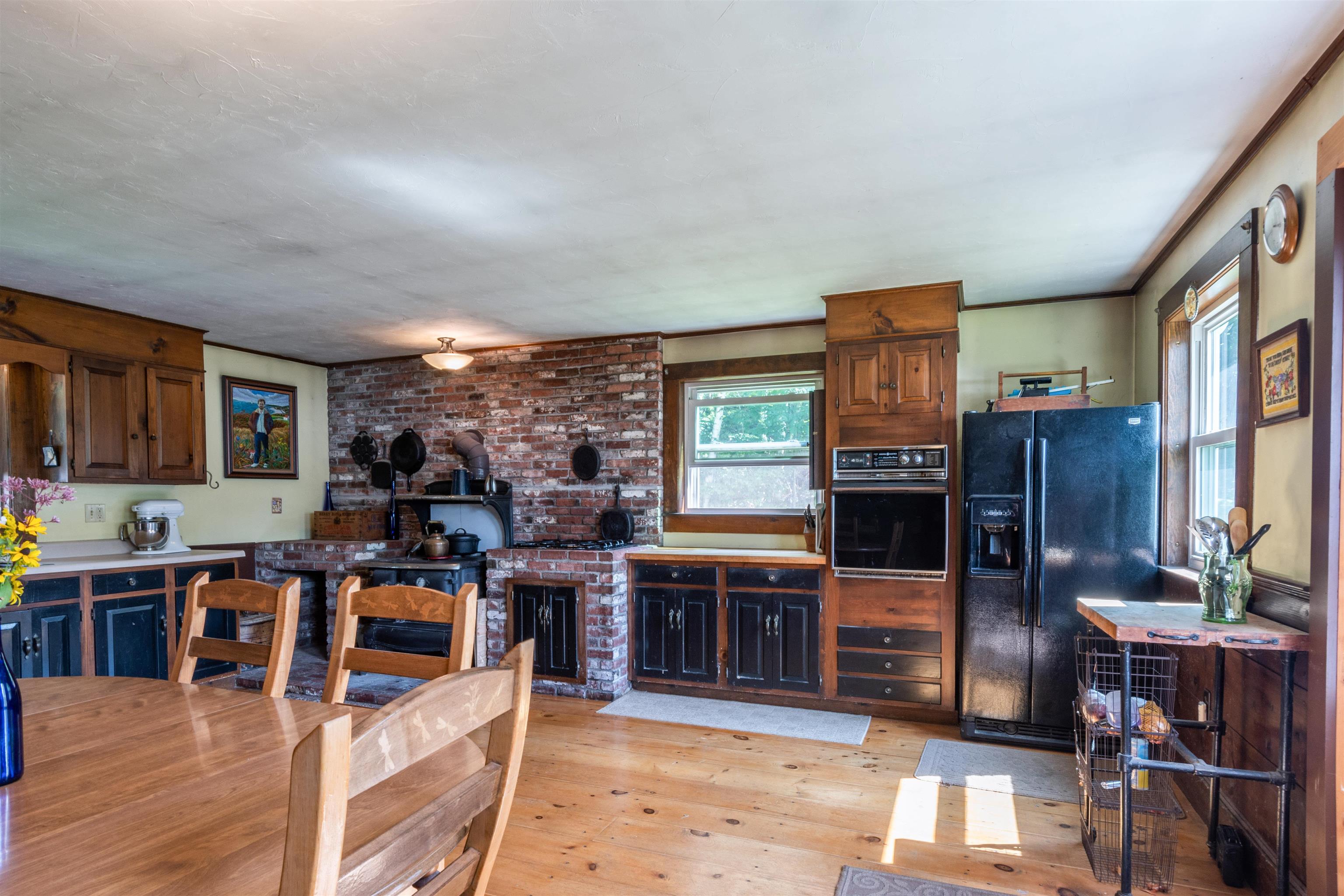 534 Mountain Road Goffstown, NH 03045 - Photo 3 of 39