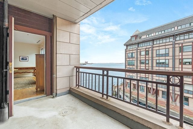 $2,400,000 | 50 Battery Street, Unit 311, Boston, MA 02109