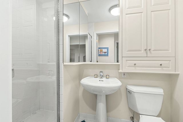 $2,400,000 | 50 Battery Street, Unit 311, Boston, MA 02109