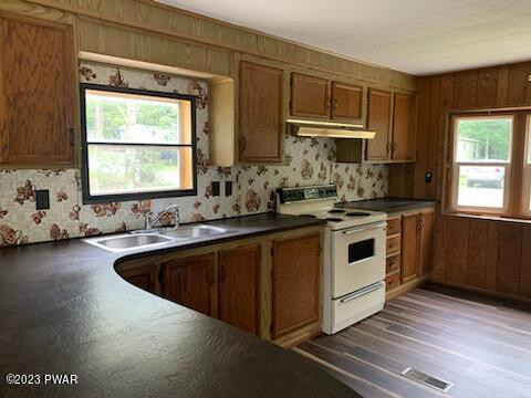 118 Middle Road Greentown, PA 18426 - Photo 11 of 22 Kitchen