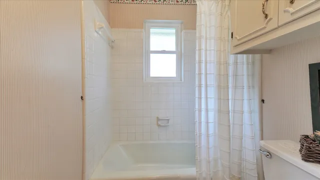 $1,550 | 2574 Marilee Lane, Unit 4, Houston, TX 77057