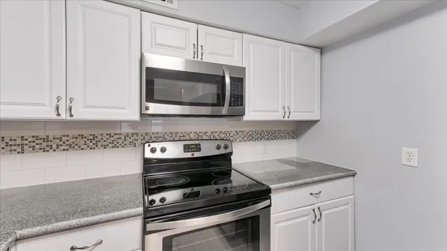 $1,550 | 2574 Marilee Lane, Unit 4, Houston, TX 77057