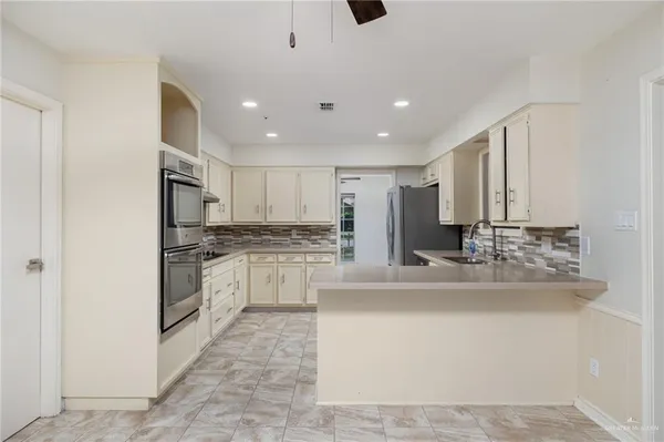 $2,750 | 136 East Harvey Drive, McAllen, TX 78501