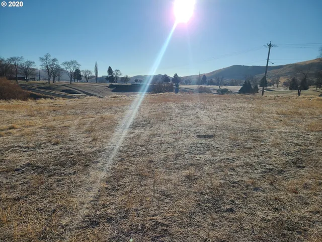 $200,000 | 0 Columbia Avenue, Baker City, OR 97814