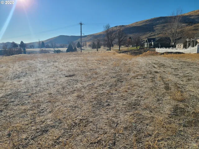 $200,000 | 0 Columbia Avenue, Baker City, OR 97814