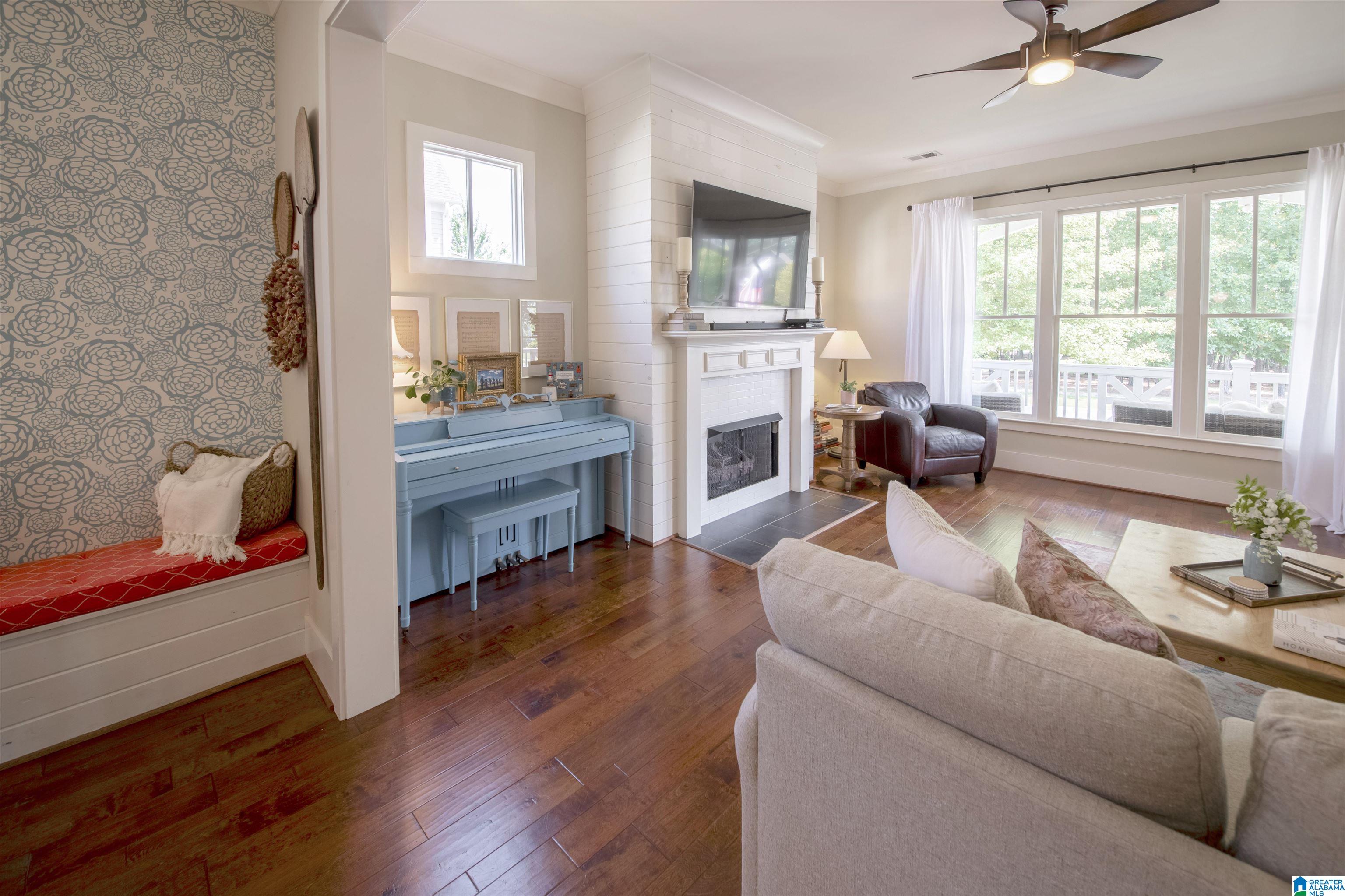 423 Renaissance Drive Hoover, AL 35226 - Photo 9 of 54