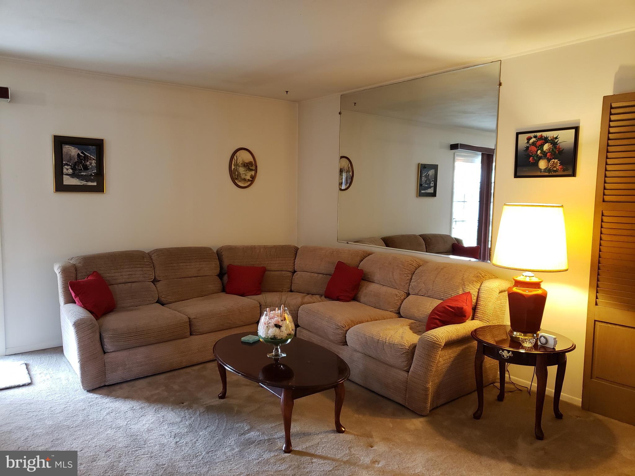 31 Harp Road Levittown, PA 19056 - Photo 8 of 27 larger living room