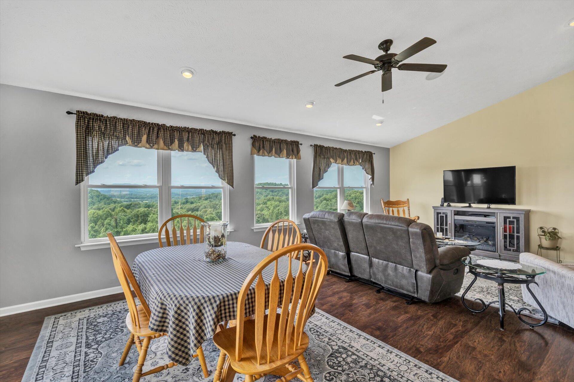 540 Longfield Road Fincastle, VA 24090 - Photo 14 of 59 14-061320230158