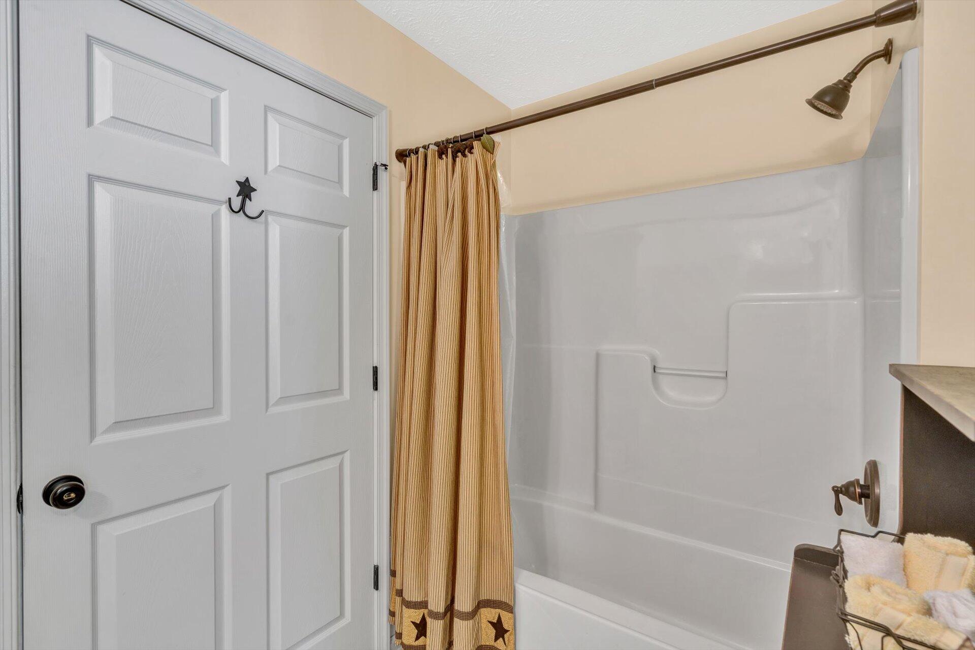 540 Longfield Road Fincastle, VA 24090 - Photo 22 of 59 22-061320230166