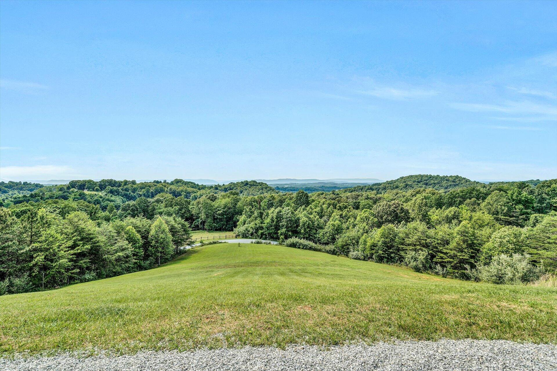 540 Longfield Road Fincastle, VA 24090 - Photo 42 of 59 42-061320230186